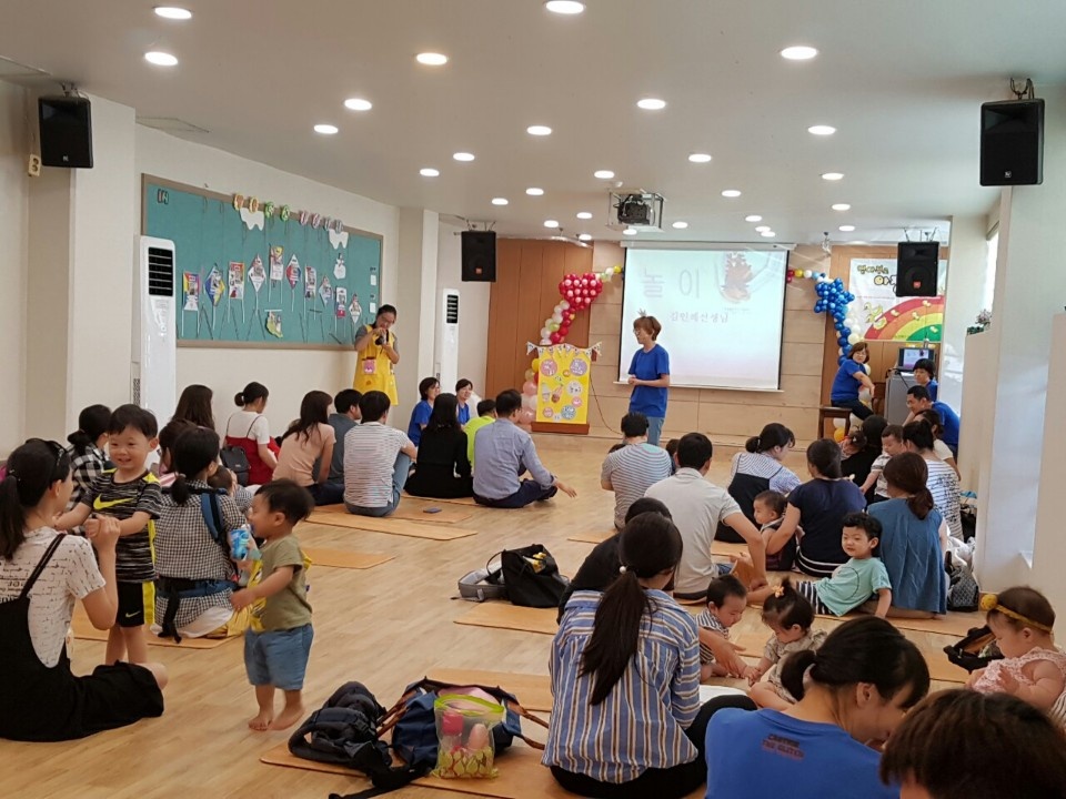 영아02세 홈페이지 사진(3번).jpg 영아02세 홈페이지 사진(3번).jpg